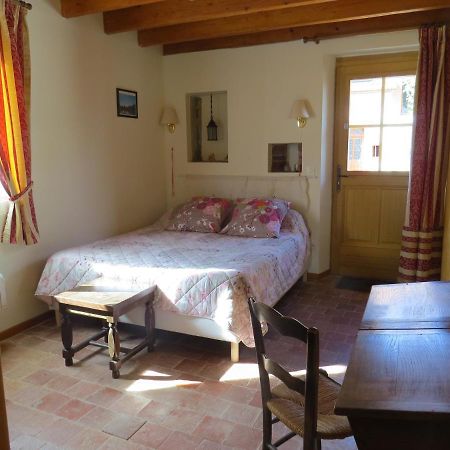 Theillay Au Grand Pre B&B 외부 사진